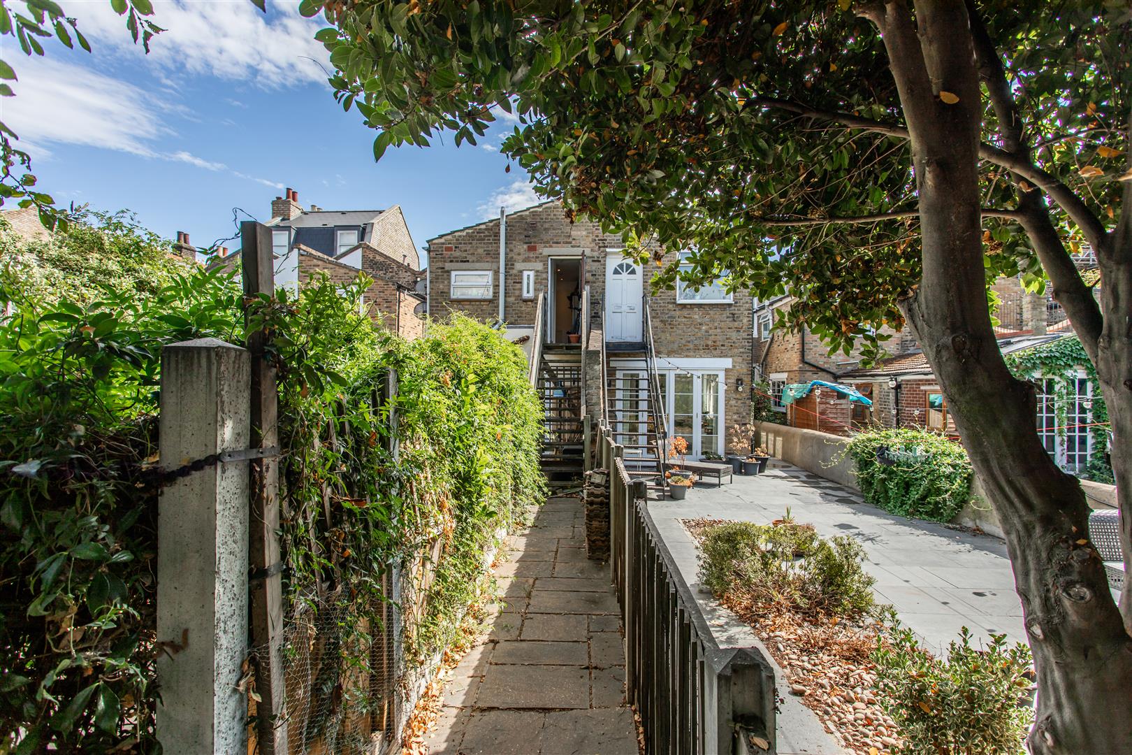 Antill Road, Mile End